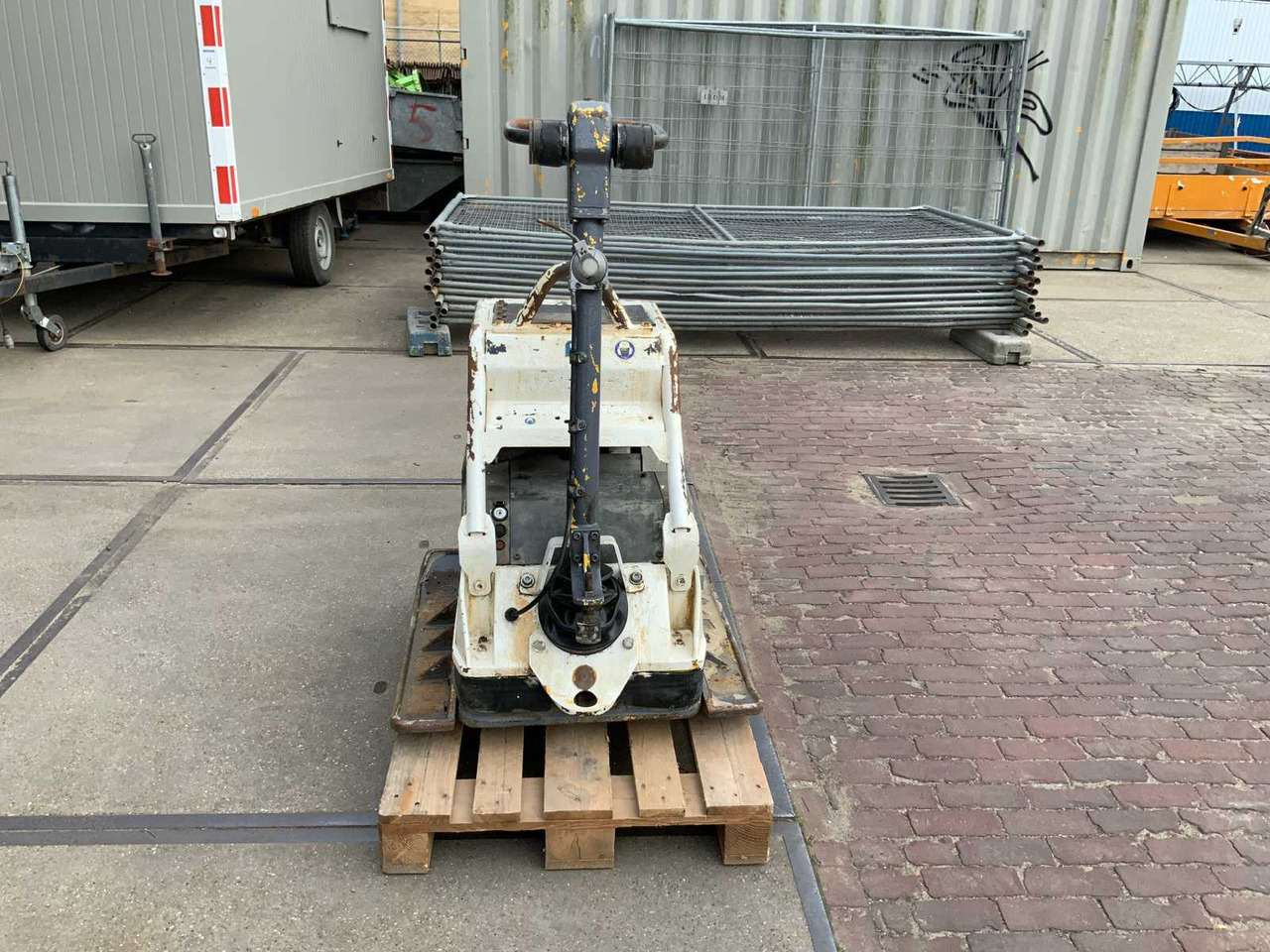 Wacker Neuson DPU6055 - صفائح اهتزازية: صور 4 Wacker Neuson DPU6055 - صفائح اهتزازية: صور 4
