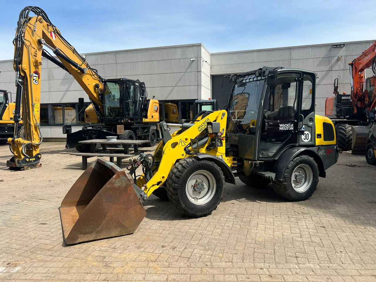 Wacker Neuson WL34 - اللودر بعجل: صور 1 Wacker Neuson WL34 - اللودر بعجل: صور 1