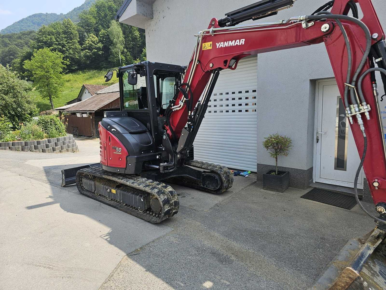 YANMAR VIO50-6B - حفارة مصغرة: صور 1 YANMAR VIO50-6B - حفارة مصغرة: صور 1