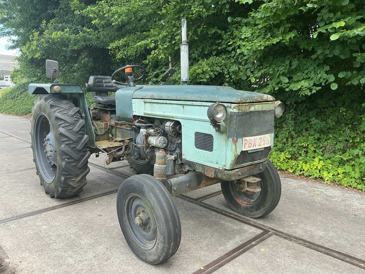 Zetor 4712 - جرار: صور 2 Zetor 4712 - جرار: صور 2