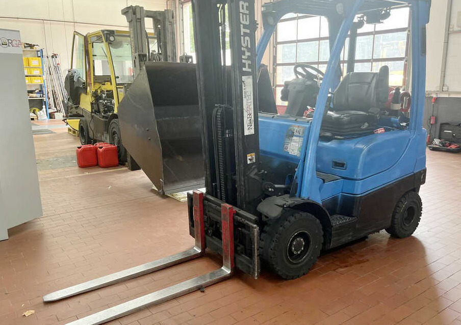 Hyster H2.0FTS - رافعة شوكية تعمل بالغاز: صور 1 Hyster H2.0FTS - رافعة شوكية تعمل بالغاز: صور 1