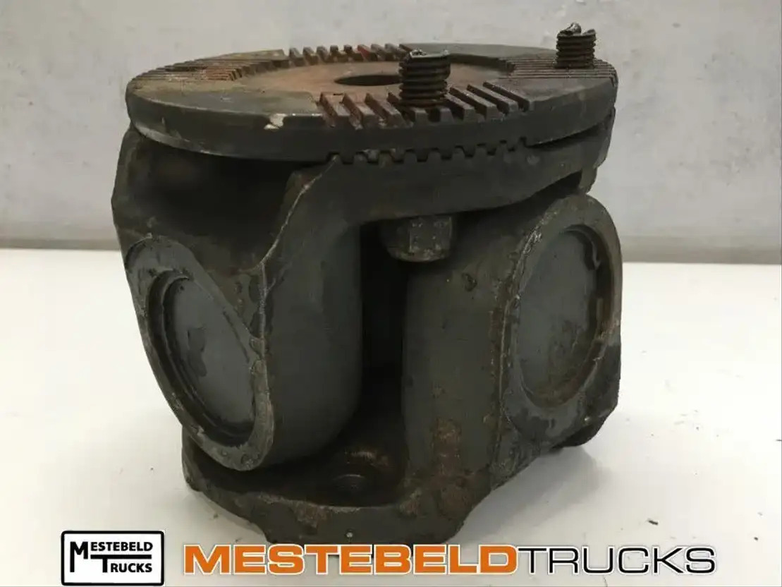 Ginaf Kruiskoppeling tussenas - نصف رمح - شاحنة: صور 1 Ginaf Kruiskoppeling tussenas - نصف رمح - شاحنة: صور 1