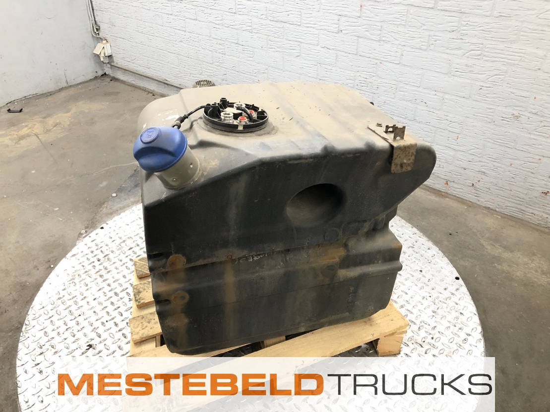 Iveco Ad blue tank met vlotter - نظام الوقود - شاحنة: صور 1 Iveco Ad blue tank met vlotter - نظام الوقود - شاحنة: صور 1