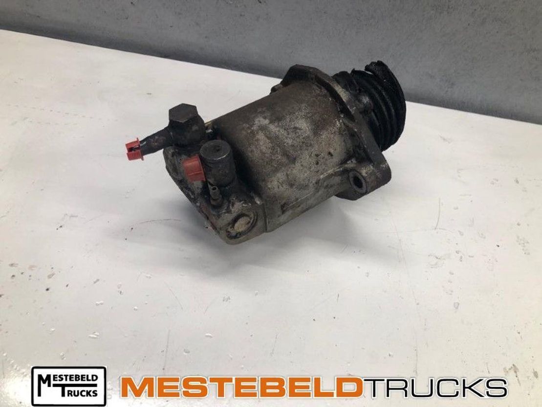 Mercedes-Benz Koppelingsbekrachtiger G4-95 - القابض و قطع الغيار - شاحنة: صور 1 Mercedes-Benz Koppelingsbekrachtiger G4-95 - القابض و قطع الغيار - شاحنة: صور 1