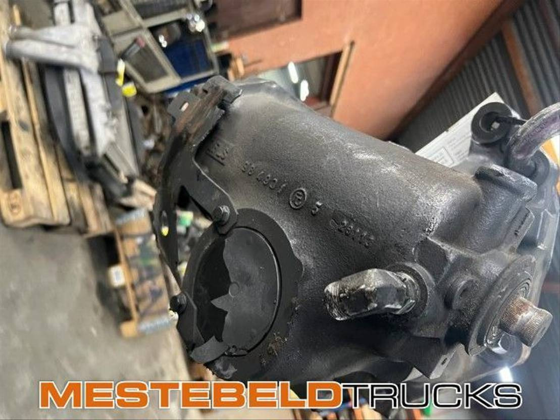 Mercedes-Benz Stuurhuis - قيادة السيارة - شاحنة: صور 2 Mercedes-Benz Stuurhuis - قيادة السيارة - شاحنة: صور 2