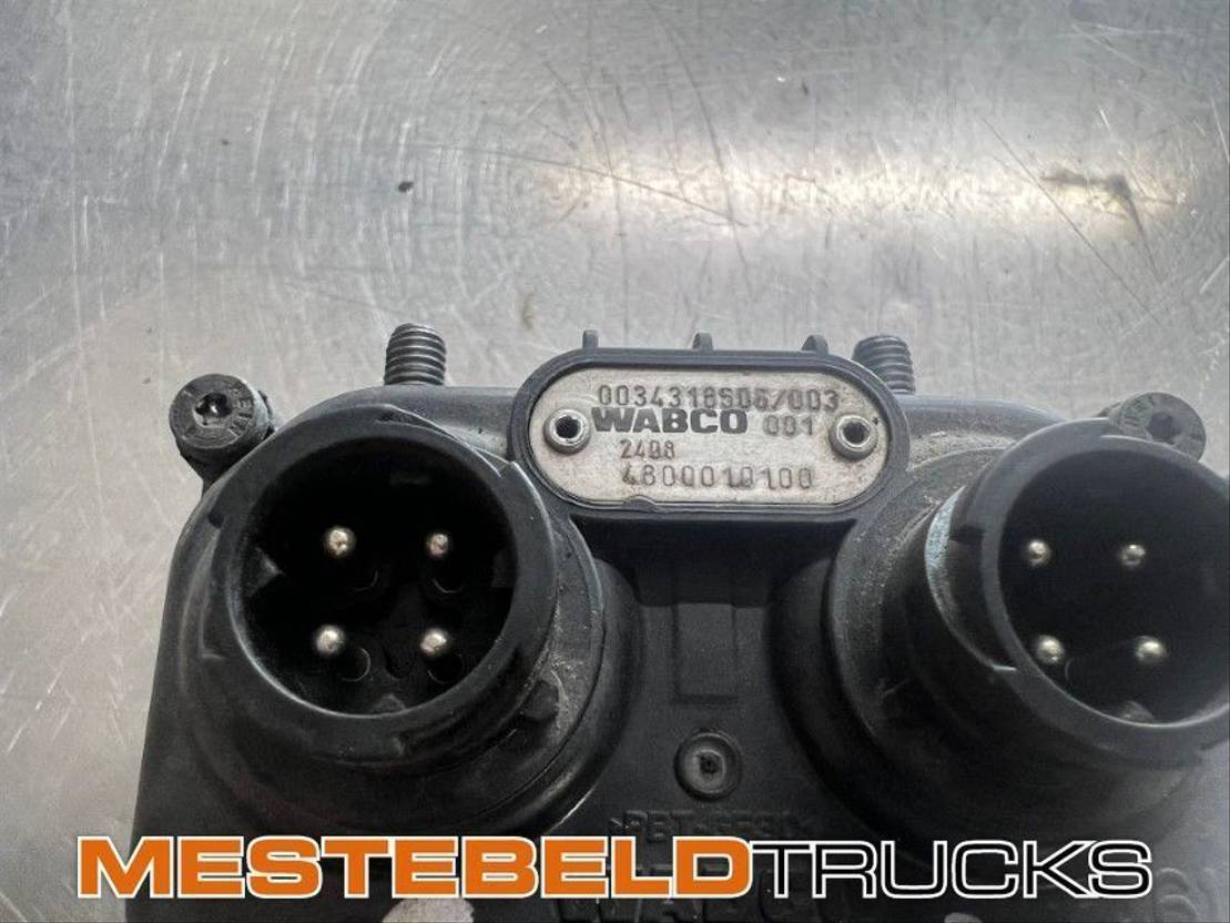 Mercedes-Benz Voetremklep - أجزاء الفرامل - شاحنة: صور 2 Mercedes-Benz Voetremklep - أجزاء الفرامل - شاحنة: صور 2