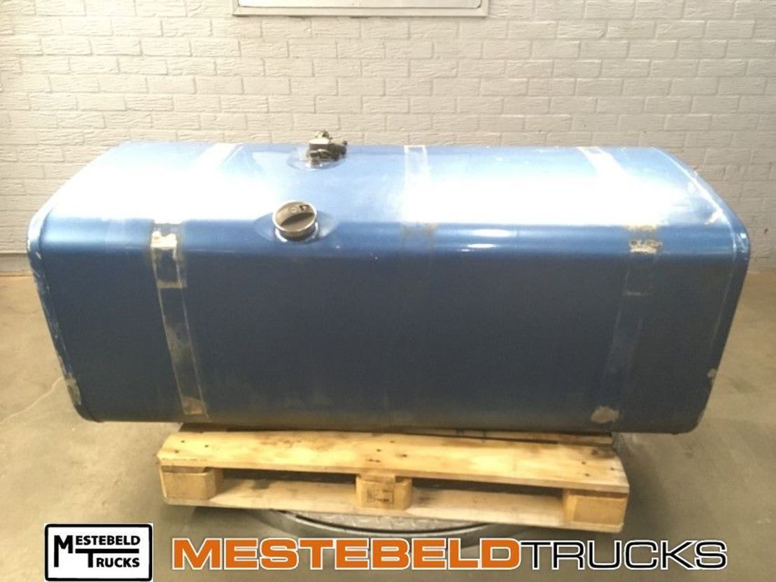 Scania Brandstoftank alu 700 liter - نظام الوقود - الشاحنات الصغيرة: صور 1 Scania Brandstoftank alu 700 liter - نظام الوقود - الشاحنات الصغيرة: صور 1
