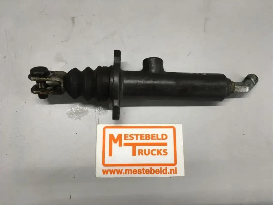 Volvo Hoofdremcilinder  - اسطوانة الفرامل - شاحنة: صور 1 Volvo Hoofdremcilinder  - اسطوانة الفرامل - شاحنة: صور 1