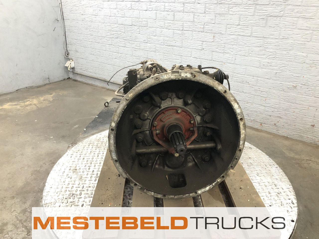 Volvo Versnellingsbak R1000 FL7 - علبة التروس و قطع الغيار - شاحنة: صور 2 Volvo Versnellingsbak R1000 FL7 - علبة التروس و قطع الغيار - شاحنة: صور 2