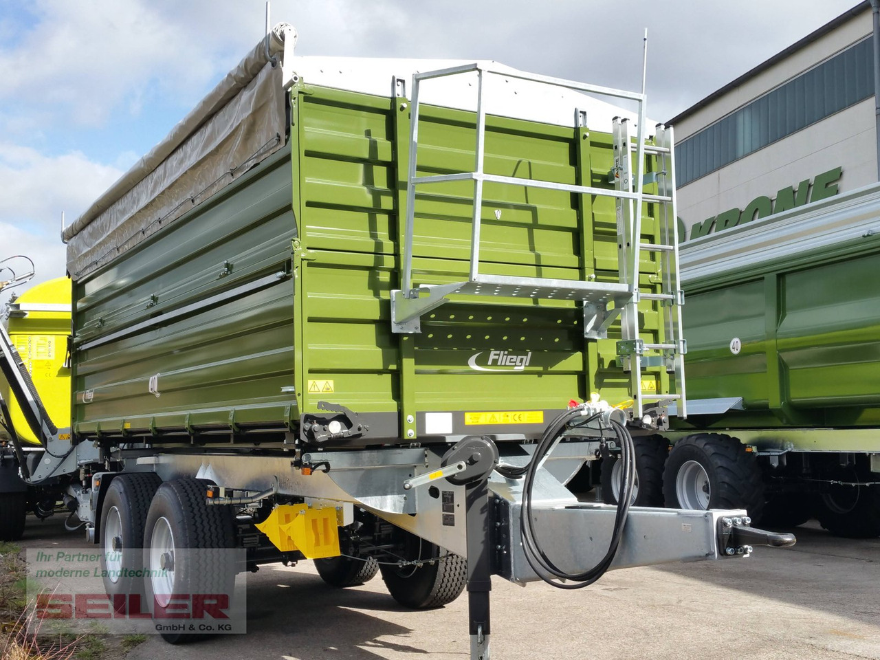 Fliegl TDK 200 FOX - قلابة مقطورة الزراعية: صور 2 Fliegl TDK 200 FOX - قلابة مقطورة الزراعية: صور 2