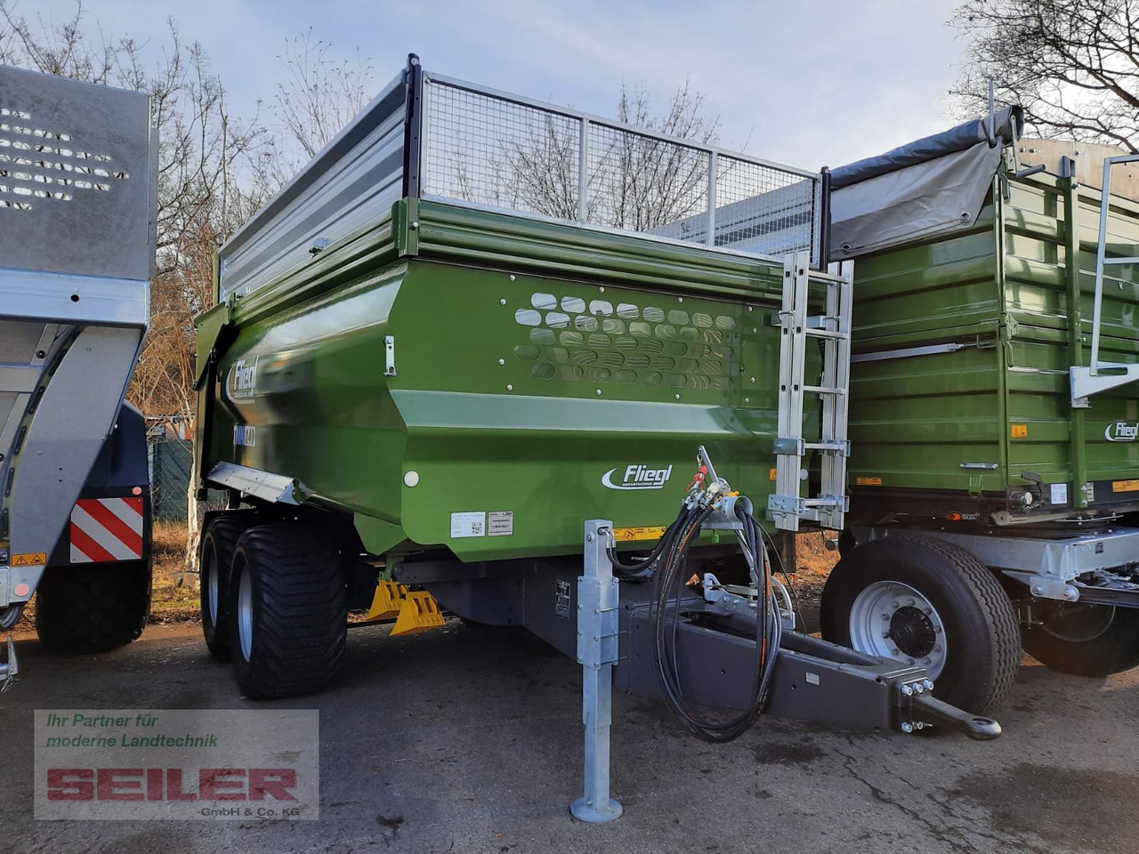 Fliegl TMK 140 FOX JUMBO-TITAN 20m³ - قلابة مقطورة الزراعية: صور 1 Fliegl TMK 140 FOX JUMBO-TITAN 20m³ - قلابة مقطورة الزراعية: صور 1