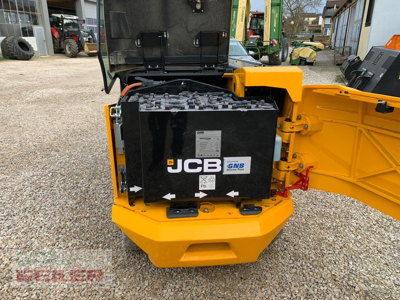 JCB TLT 35-22E Teletruk - رافعة تلسكوبية: صور 5 JCB TLT 35-22E Teletruk - رافعة تلسكوبية: صور 5