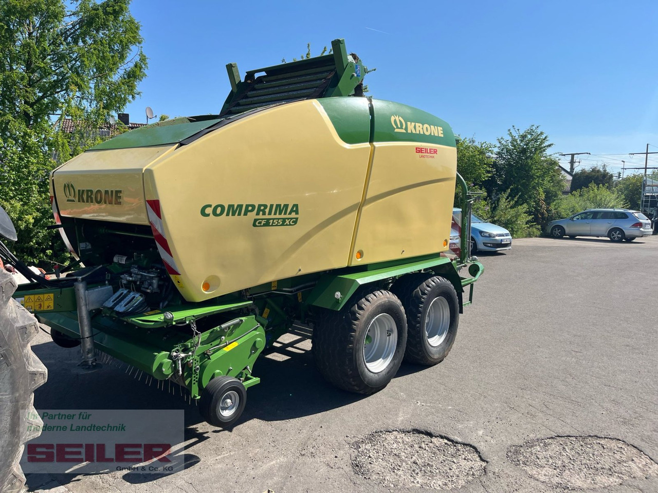 Krone Comprima CF 155 XC - مكبس القش الدائري: صور 1 Krone Comprima CF 155 XC - مكبس القش الدائري: صور 1