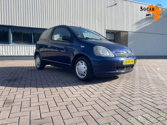 Toyota Yaris 1.3 3DRS - هاتشباك: صور 1 Toyota Yaris 1.3 3DRS - هاتشباك: صور 1