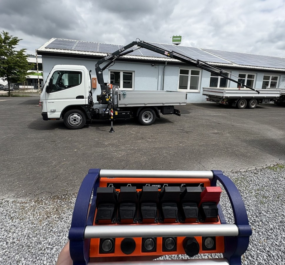 FUSO 3S15 Alu Pritsche 2.80m Ladekran Funk! sofort ve - شاحنة كرين, شاحنات مسطحة: صور 5 FUSO 3S15 Alu Pritsche 2.80m Ladekran Funk! sofort ve - شاحنة كرين, شاحنات مسطحة: صور 5