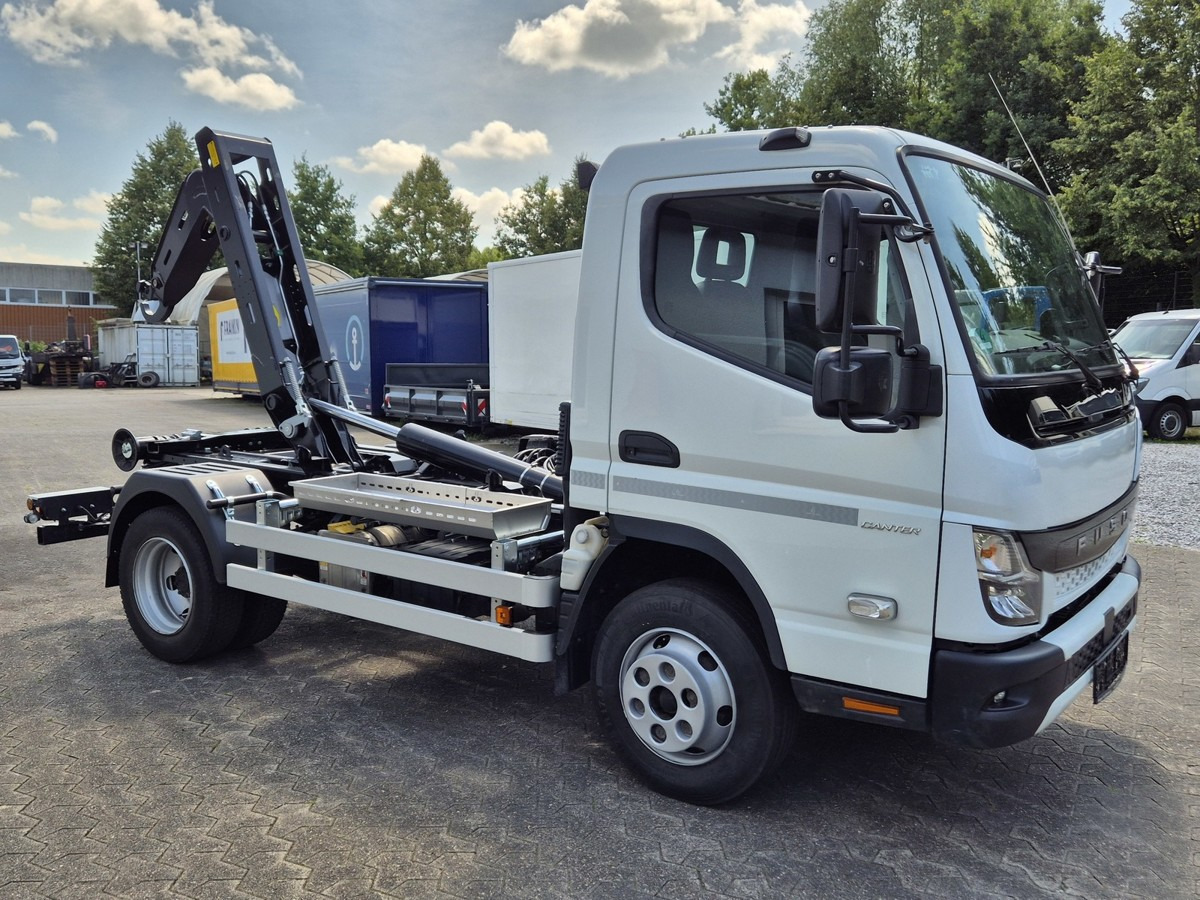 FUSO Fuso Canter 7C18 City Abrollkipper AHK Hooklift - شاحنة ذات الخطاف: صور 4 FUSO Fuso Canter 7C18 City Abrollkipper AHK Hooklift - شاحنة ذات الخطاف: صور 4