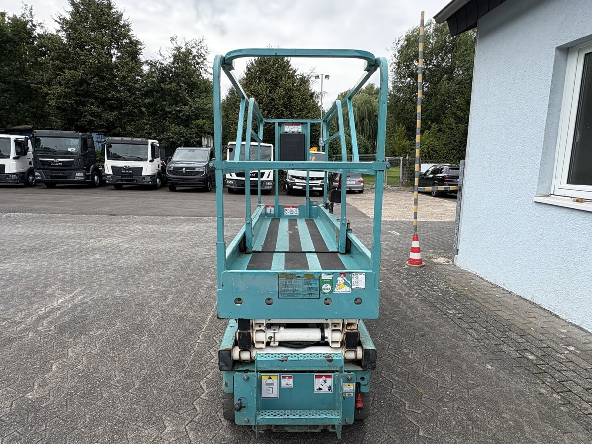 GENIE Haulotte Compact 8 baugleich GS 2032 sofort verf - رافعات مقصية: صور 2 GENIE Haulotte Compact 8 baugleich GS 2032 sofort verf - رافعات مقصية: صور 2