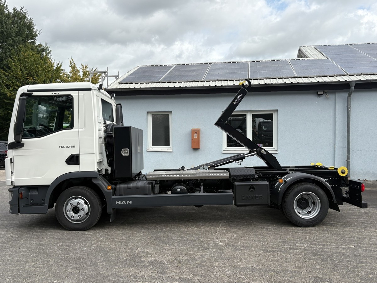 MAN TGL 8.160 BL City Abollkipper Schalter 8.190 - شاحنة ذات الخطاف: صور 2 MAN TGL 8.160 BL City Abollkipper Schalter 8.190 - شاحنة ذات الخطاف: صور 2