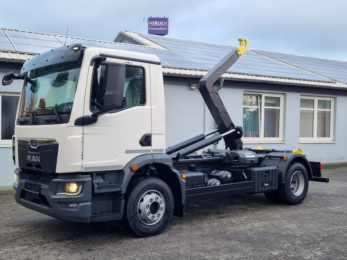 جديد شاحنة ذات الخطاف MAN TGM 15.290 BL Abrollkipper PowerMatic Standheiz.: صور 14