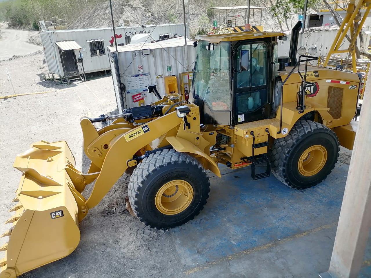 CATERPILLAR 950 GC - اللودر بعجل: صور 1 CATERPILLAR 950 GC - اللودر بعجل: صور 1