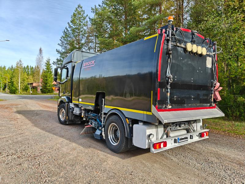 Brock SL280/2 MB Actros 1833 - سياره كنس شوارع: صور 4 Brock SL280/2 MB Actros 1833 - سياره كنس شوارع: صور 4