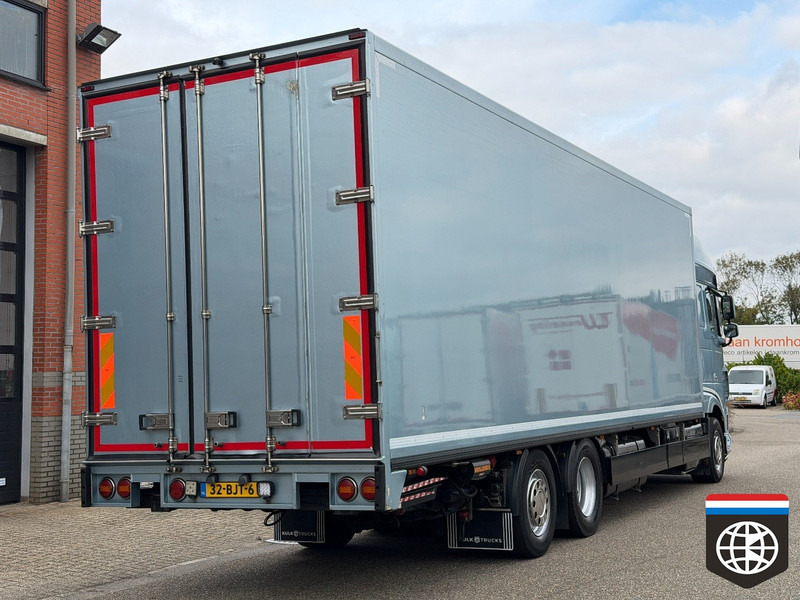 DAF XF 460 FAN TAIL LIFT / TRS / NIGHT A/C / RACING TEAM / CAMPER - مبردة شاحنة: صور 5 DAF XF 460 FAN TAIL LIFT / TRS / NIGHT A/C / RACING TEAM / CAMPER - مبردة شاحنة: صور 5