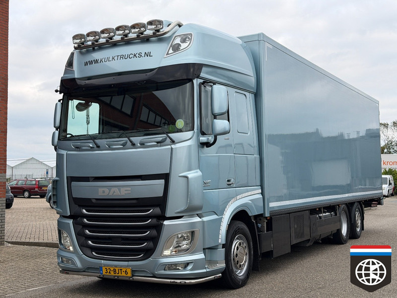 DAF XF 460 FAN TAIL LIFT / TRS / NIGHT A/C / RACING TEAM / CAMPER - مبردة شاحنة: صور 2 DAF XF 460 FAN TAIL LIFT / TRS / NIGHT A/C / RACING TEAM / CAMPER - مبردة شاحنة: صور 2