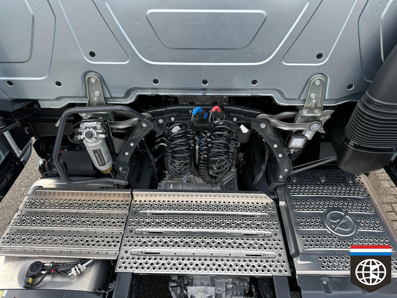 Mercedes-Benz ACTROS 2548 LS 6X2/4 - Giga Space ProCabin - PTO - ACC - NIGHT a/c إيجار Mercedes-Benz ACTROS 2548 LS 6X2/4 - Giga Space ProCabin - PTO - ACC - NIGHT a/c: صور 15 Mercedes-Benz ACTROS 2548 LS 6X2/4 - Giga Space ProCabin - PTO - ACC - NIGHT a/c إيجار Mercedes-Benz ACTROS 2548 LS 6X2/4 - Giga Space ProCabin - PTO - ACC - NIGHT a/c: صور 15