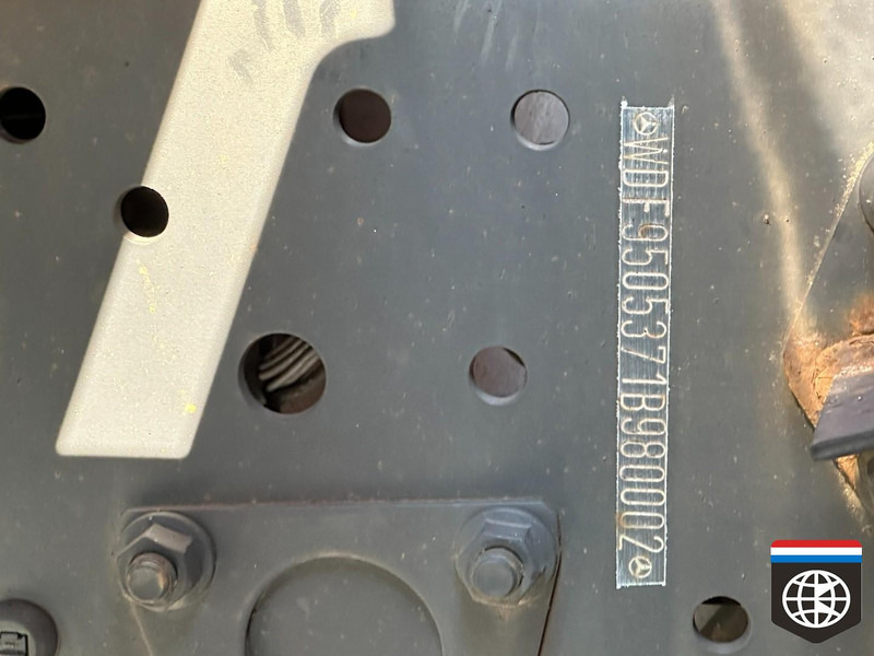 Mercedes-Benz AXOR 1833 TAIL LIFT - MANUAL GEARBOX - شاحنة ستارة: صور 4 Mercedes-Benz AXOR 1833 TAIL LIFT - MANUAL GEARBOX - شاحنة ستارة: صور 4