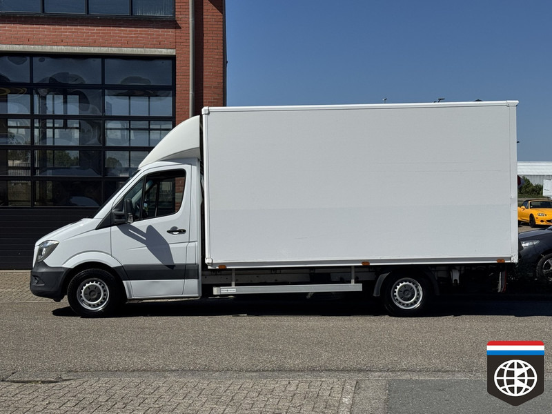 Mercedes-Benz Sprinter 316 CDI 1000kg load capacity - box - tailf lift - الشاحنات الصغيرة صندوق مغلق: صور 3 Mercedes-Benz Sprinter 316 CDI 1000kg load capacity - box - tailf lift - الشاحنات الصغيرة صندوق مغلق: صور 3