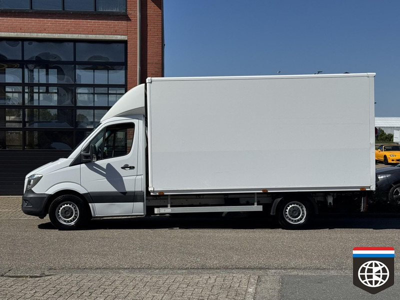 Mercedes-Benz Sprinter 316 CDI 1000kg load capacity - box - tailf lift - الشاحنات الصغيرة صندوق مغلق: صور 3 Mercedes-Benz Sprinter 316 CDI 1000kg load capacity - box - tailf lift - الشاحنات الصغيرة صندوق مغلق: صور 3