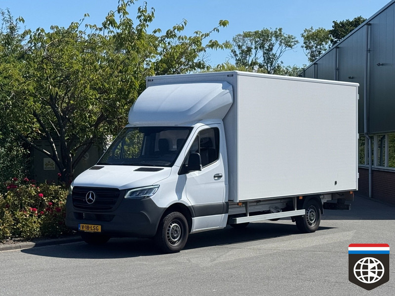 Mercedes-Benz Sprinter - الشاحنات الصغيرة صندوق مغلق: صور 1 Mercedes-Benz Sprinter - الشاحنات الصغيرة صندوق مغلق: صور 1