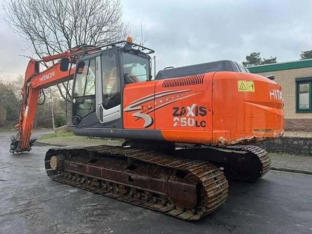Hitachi ZX250LC-3 - ZX 250 LC - ZX250 - حفارة: صور 2 Hitachi ZX250LC-3 - ZX 250 LC - ZX250 - حفارة: صور 2