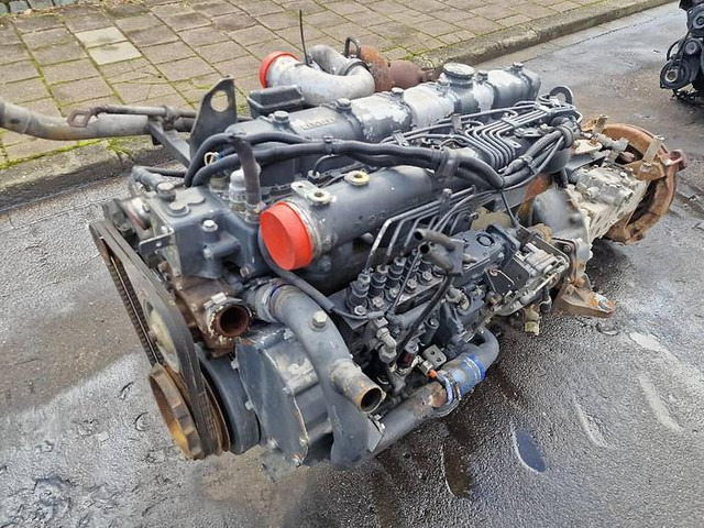 Renault Midliner 180 - قطع الغيار: صور 3 Renault Midliner 180 - قطع الغيار: صور 3