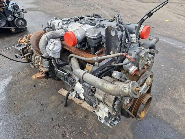 Renault Midliner 180 - قطع الغيار: صور 4 Renault Midliner 180 - قطع الغيار: صور 4