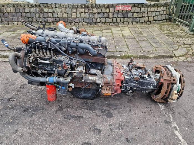 Renault Midliner 210 - قطع الغيار: صور 1 Renault Midliner 210 - قطع الغيار: صور 1