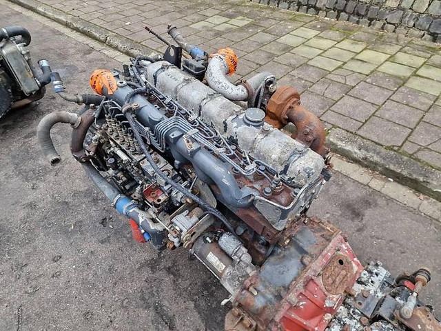 Renault Midliner 210 - قطع الغيار: صور 5 Renault Midliner 210 - قطع الغيار: صور 5