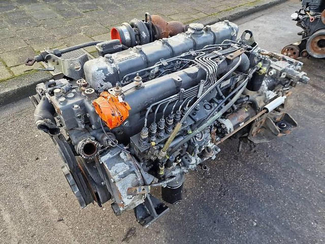 Renault Midliner MIDR060225W4 - قطع الغيار: صور 4 Renault Midliner MIDR060225W4 - قطع الغيار: صور 4