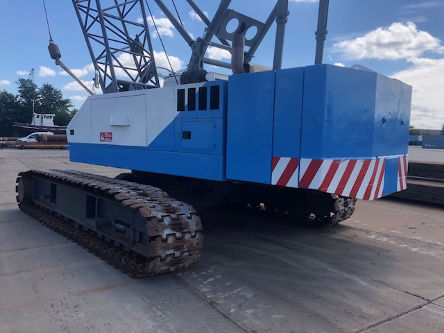 Hitachi KH230-3 - رافعة مجنزرة: صور 4 Hitachi KH230-3 - رافعة مجنزرة: صور 4