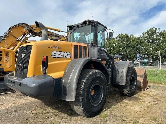 Case 921 G, Hydr. S.W.S., Schaufel 3,8m³, ZSA, Klima - اللودر بعجل: صور 5 Case 921 G, Hydr. S.W.S., Schaufel 3,8m³, ZSA, Klima - اللودر بعجل: صور 5