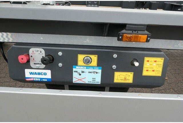 جديد شاحنات الحاويات / جسم علوي قابل للتغيير مقطورة HKM K 18 ZL 5.0, Kombi, Absetz/Abrollcontainer: صور 11 جديد شاحنات الحاويات / جسم علوي قابل للتغيير مقطورة HKM K 18 ZL 5.0, Kombi, Absetz/Abrollcontainer: صور 11