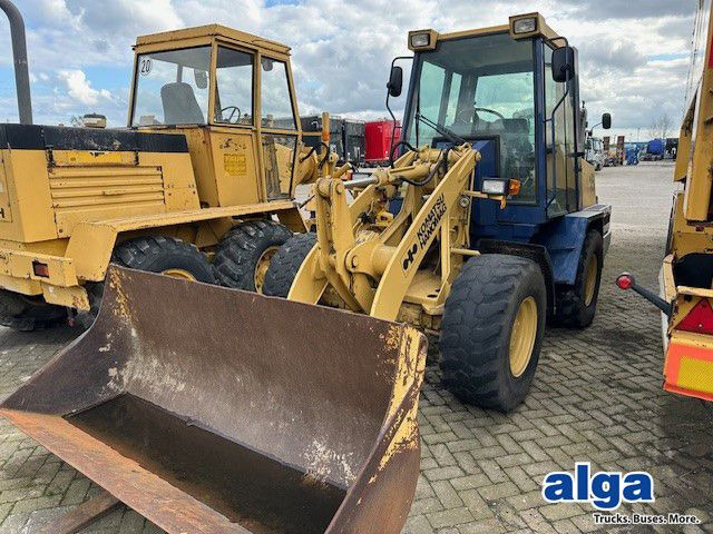Hanomag 15 F, Hyd. S.W.S, Schaufel, BEKA MAX, ZSA - اللودر بعجل: صور 1 Hanomag 15 F, Hyd. S.W.S, Schaufel, BEKA MAX, ZSA - اللودر بعجل: صور 1