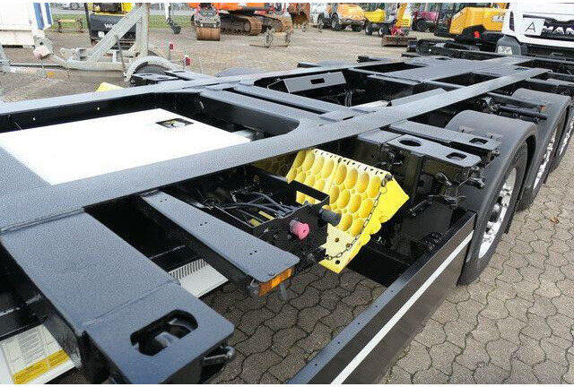 Krone SD, Alle Container, Thermo King , Alu-Felgen,BPW - عربة مسطحة منخفضة نصف مقطورة: صور 5 Krone SD, Alle Container, Thermo King , Alu-Felgen,BPW - عربة مسطحة منخفضة نصف مقطورة: صور 5