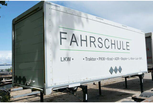 Lubtheen WKO 715, Wechselkoffer, BDF, Rolltor - الشاسيه شاحنة: صور 4 Lubtheen WKO 715, Wechselkoffer, BDF, Rolltor - الشاسيه شاحنة: صور 4