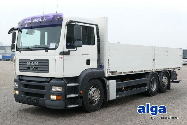 MAN 26.360 TGA LL 6x2, Vollluft, Klima, 3. Sitz, AHK - شاحنات مسطحة: صور 1 MAN 26.360 TGA LL 6x2, Vollluft, Klima, 3. Sitz, AHK - شاحنات مسطحة: صور 1