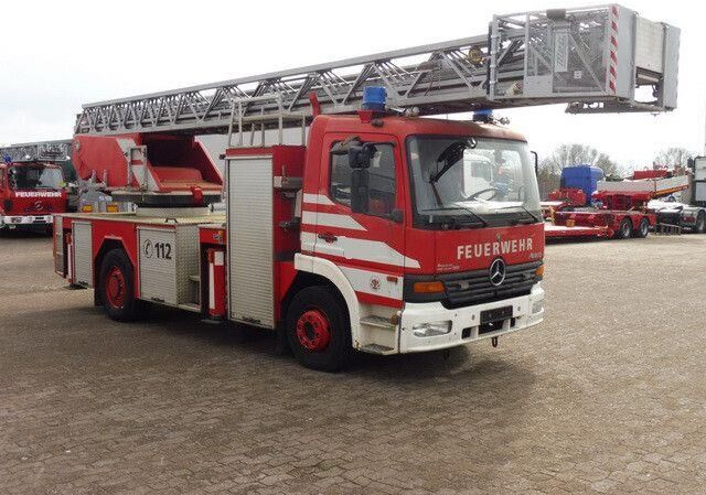Mercedes-Benz 1528 ATEGO 4x2, Drehleiter DL23-12, Metz, 30m - المطافئ: صور 4 Mercedes-Benz 1528 ATEGO 4x2, Drehleiter DL23-12, Metz, 30m - المطافئ: صور 4