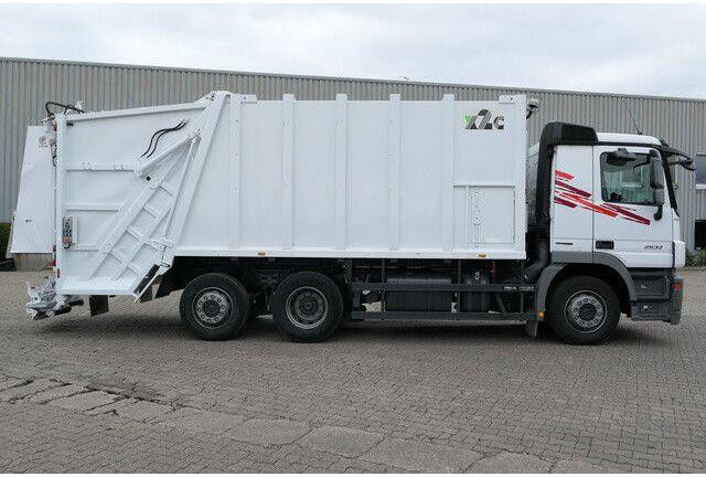 Mercedes-Benz 2532 L Actros 6x2, Medium X2EC23, Zöller 321 - شاحنة القمامة: صور 2 Mercedes-Benz 2532 L Actros 6x2, Medium X2EC23, Zöller 321 - شاحنة القمامة: صور 2