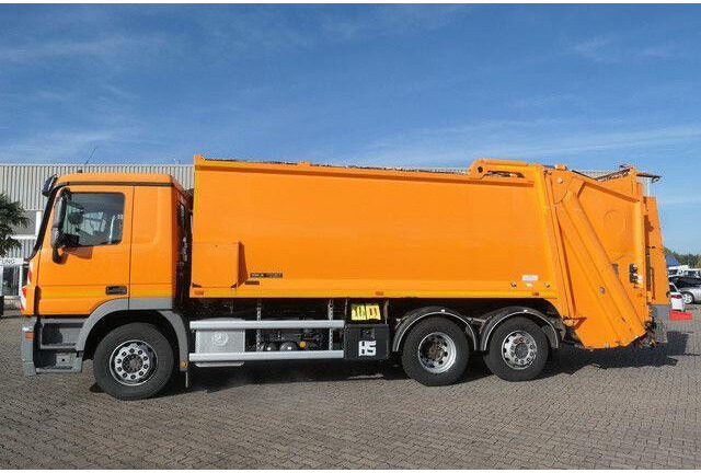 Mercedes-Benz 2532 L Actros 6x2,Schörling, Terberg, Lenk-Lift - شاحنة القمامة: صور 2 Mercedes-Benz 2532 L Actros 6x2,Schörling, Terberg, Lenk-Lift - شاحنة القمامة: صور 2