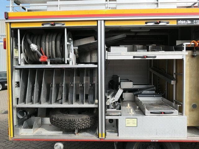Mercedes-Benz 814 D/Feuerwehr/Metz/Wassertank/Pumpe - المطافئ: صور 3 Mercedes-Benz 814 D/Feuerwehr/Metz/Wassertank/Pumpe - المطافئ: صور 3