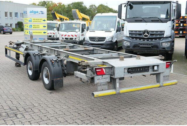 Mildner TJW 12, Tandem, BDF, Hochgekuppelt - شاحنات الحاويات / جسم علوي قابل للتغيير مقطورة: صور 5 Mildner TJW 12, Tandem, BDF, Hochgekuppelt - شاحنات الحاويات / جسم علوي قابل للتغيير مقطورة: صور 5